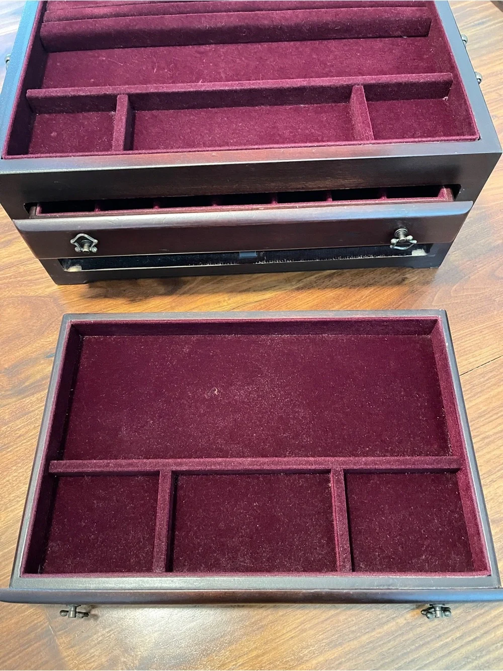Vintage Reed & Barton Eureka Wooden Jewelry Box Burgundy Lining 15x10x7in.